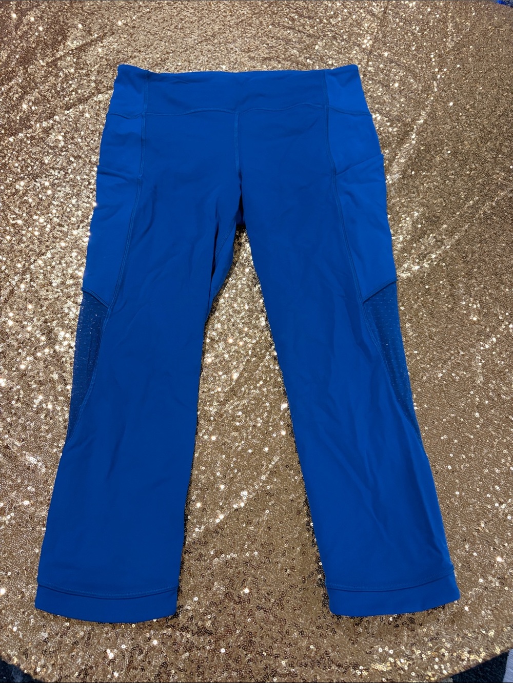 lululemon athletica women’s Cropped Leggings in Teal blue